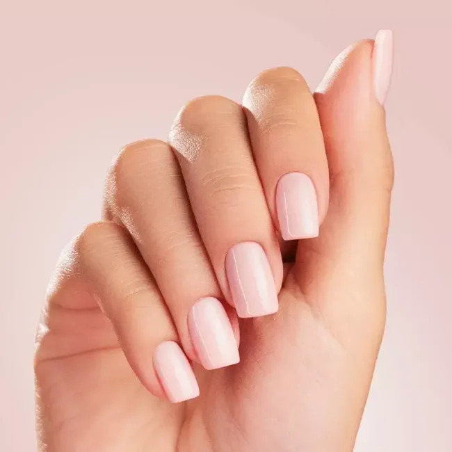 victoria-vynn-portugal-mega-base-cover-cream-2